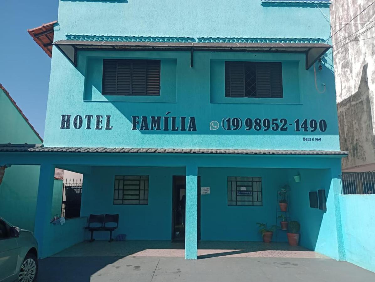 Hotel Familia Pôrto Ferreira Екстериор снимка